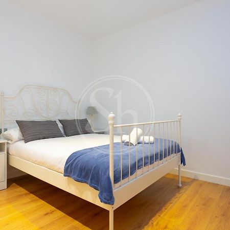 Bonito Apartamento Cerca De La Sagrada Familia Барселона Экстерьер фото
