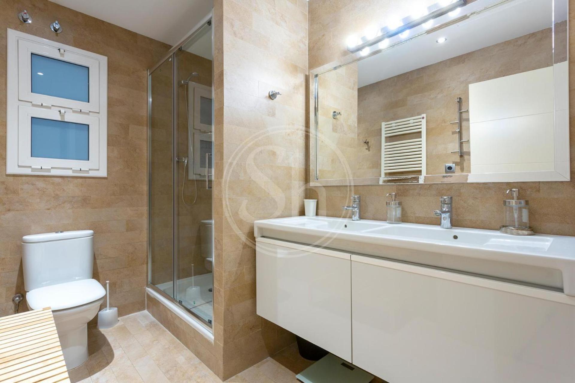 Bonito Apartamento Cerca De La Sagrada Familia Барселона Экстерьер фото